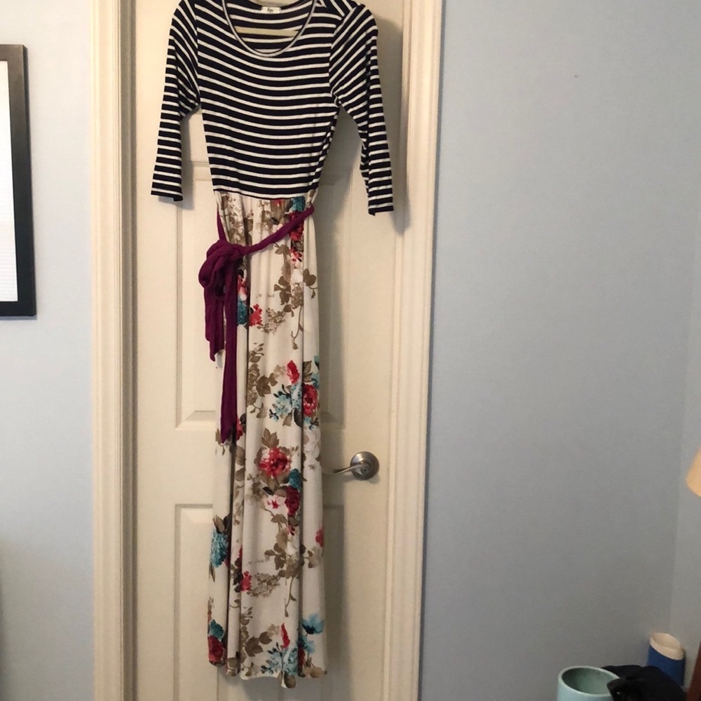 EGS by Eloges maxi dress